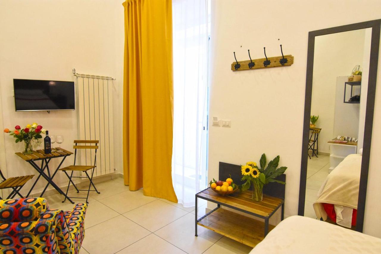 Bed&Breakfast Ninarella Napoli Esterno foto