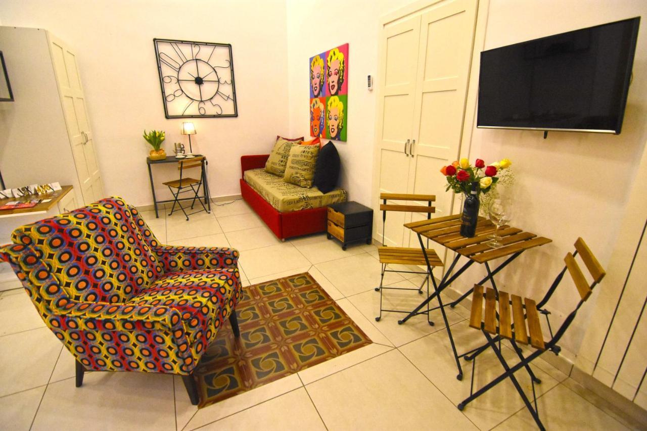 Bed&Breakfast Ninarella Napoli Esterno foto